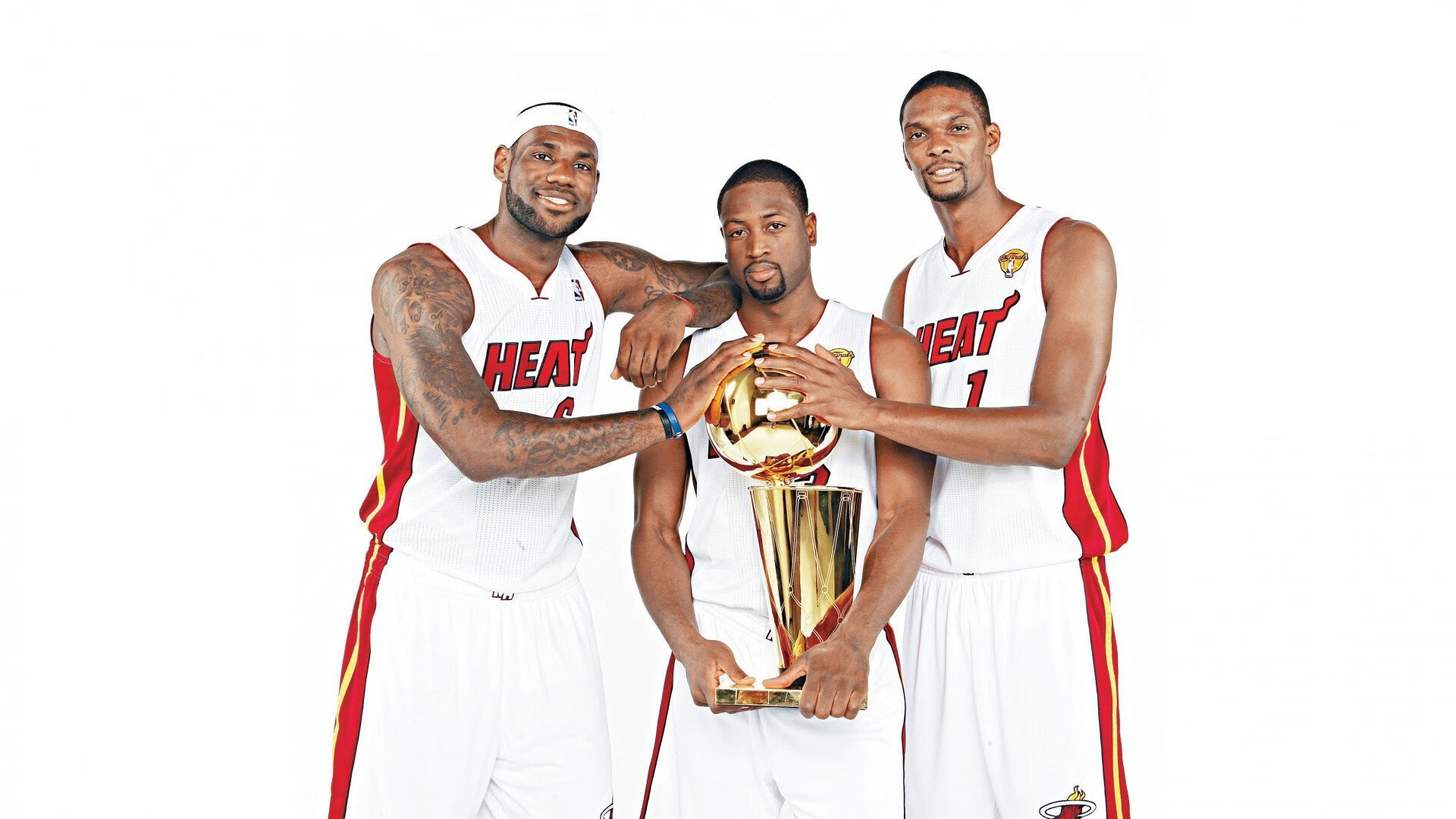 伦纳德用实力证明自己，猛龙争冠战胜出开拓者