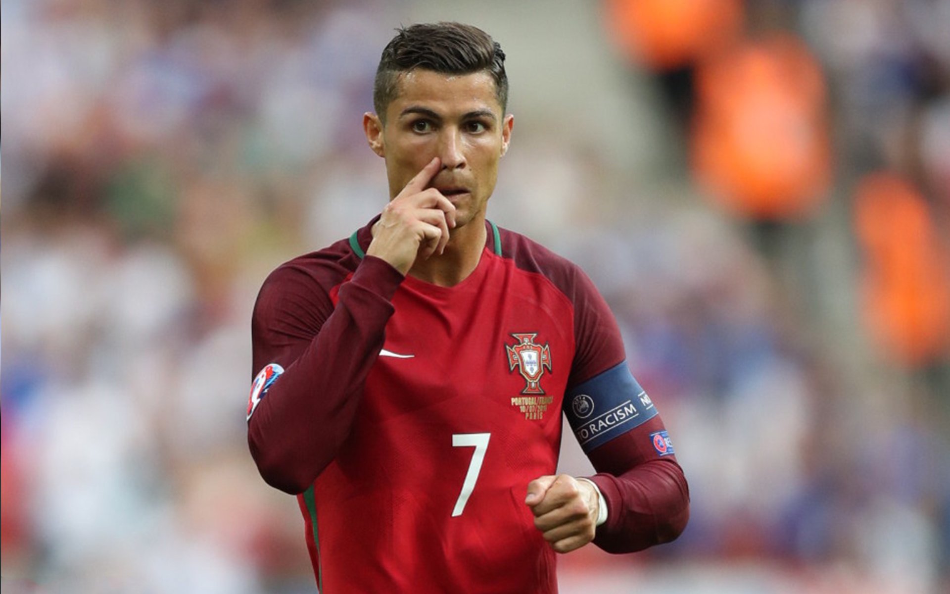 熊猫体育-佩雷兹高光时刻，雷诺车队力克索伯车队的战术与意志之战